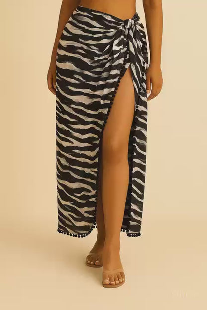 Striking Lines Sarong
